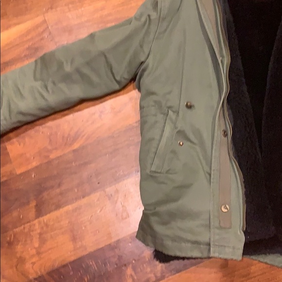 Chloe K girls jacket - Picture 3 of 3